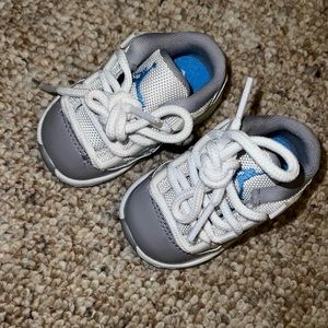 Infant Jordan Retro 11 low